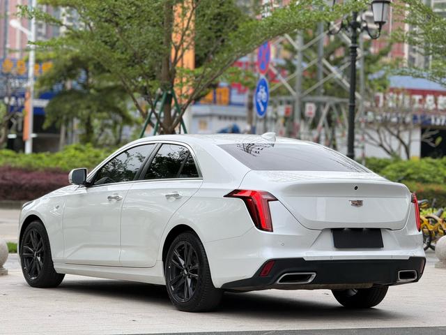 Cadillac CT4 2023 thumb 2