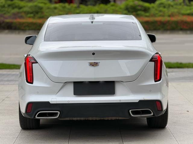 Cadillac CT4 2023 thumb 3