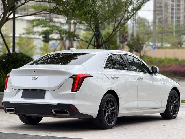 Cadillac CT4 2023 thumb 4