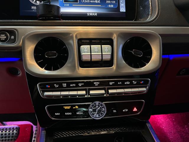 Mercedes-Benz G-Class 2019 thumb 6
