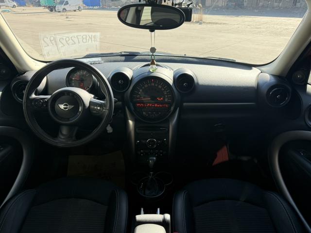Mini Countryman 2016 thumb 4
