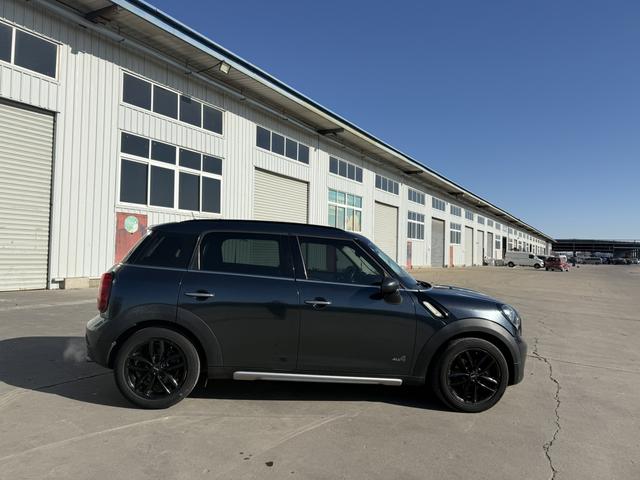 Mini Countryman 2016 thumb 12