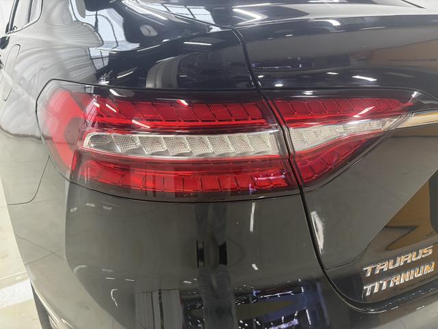 Ford Taurus 2019 thumb 11