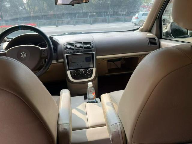 Buick GL8 2014 thumb 5