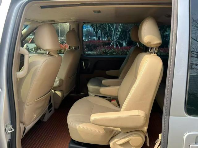 Buick GL8 2014 thumb 8