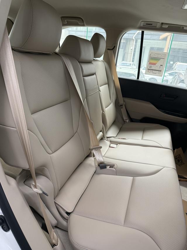 Toyota Lan De Ku Lu Ze 2025 thumb 10
