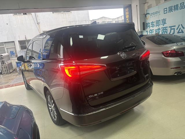 Buick GL8 2017 thumb 10
