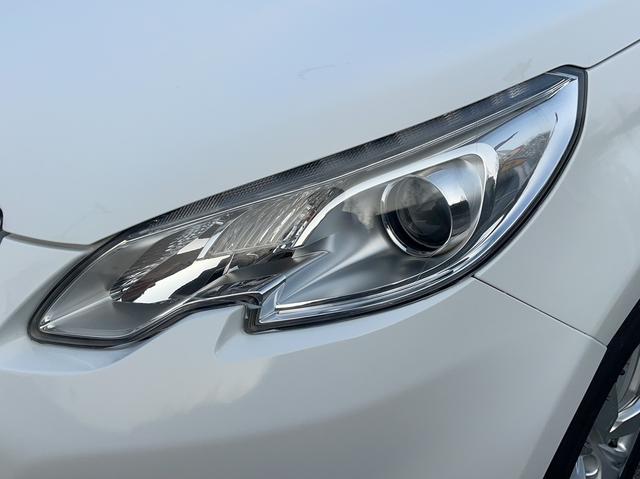 Peugeot 2008 2014 thumb 7