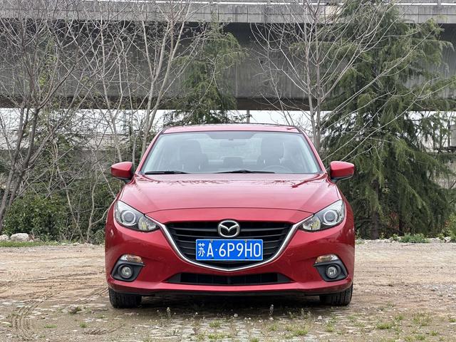 Mazda 3 2016 thumb 10