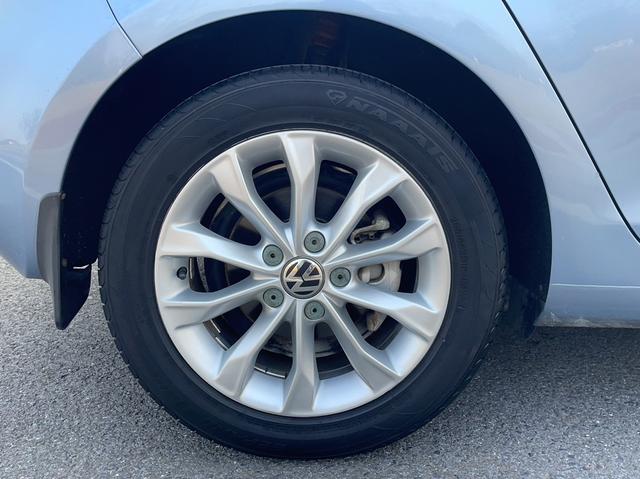 Volkswagen Golf 2012 thumb 5