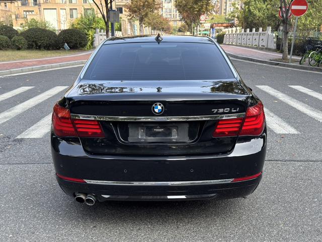 BMW 7 серии 2013 thumb 4