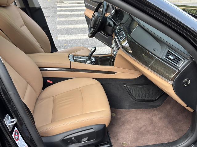 BMW 7 серии 2013 thumb 7