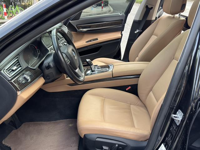 BMW 7 серии 2013 thumb 11