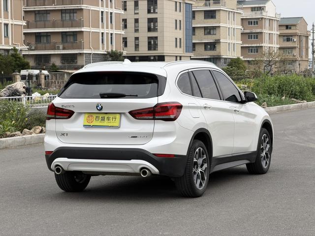 BMW X1 2022 thumb 4