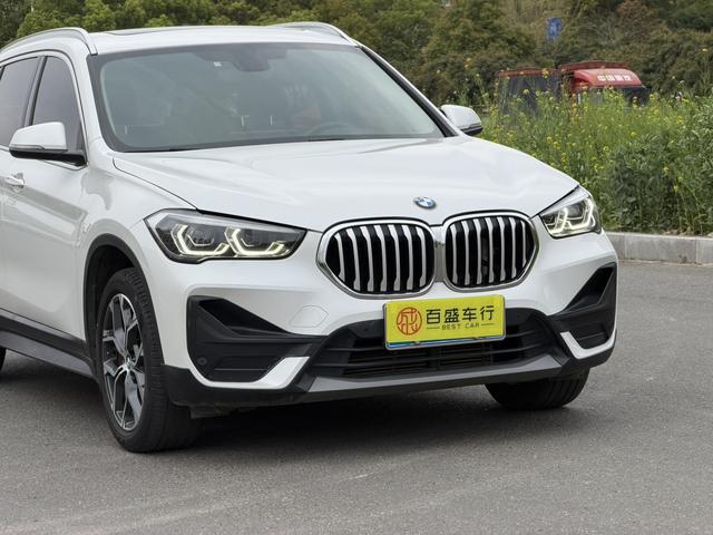 BMW X1 2022 thumb 6