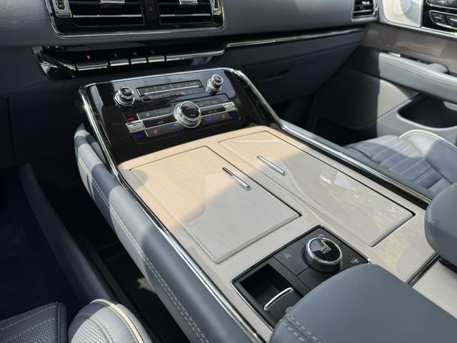 Lincoln Nautilus 2020 thumb 7