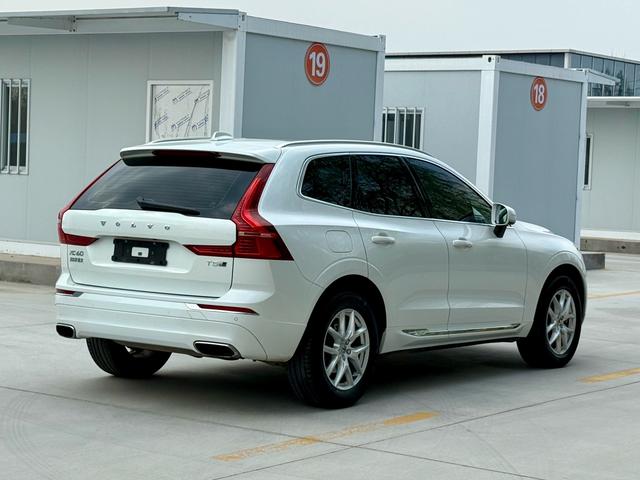 Volvo XC60 2020 thumb 5