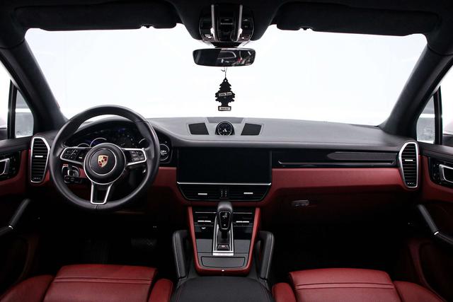 Porsche Cayenne 2019 thumb 6