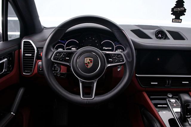 Porsche Cayenne 2019 thumb 8