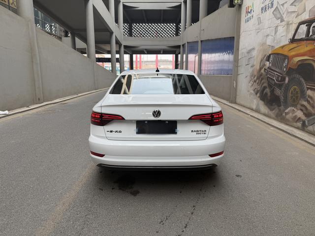 Volkswagen Sagitar 2021 thumb 3