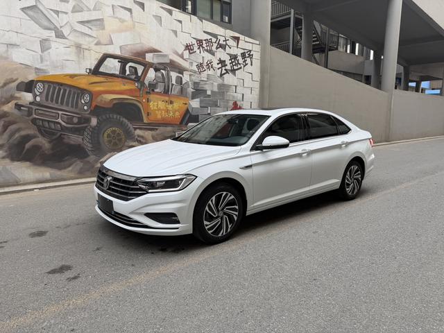 Volkswagen Sagitar 2021 thumb 8