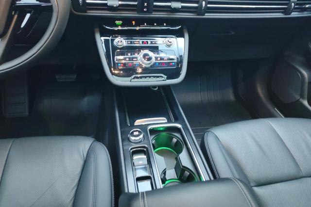 Lincoln Aviator 2022 thumb 12