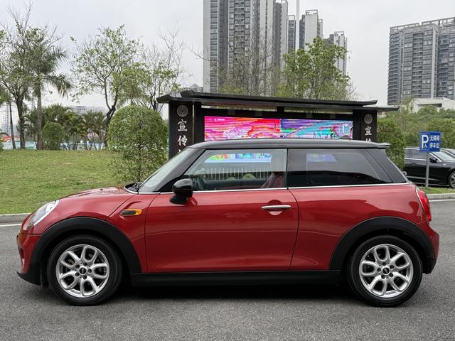 Mini Hatch 2014 thumb 2
