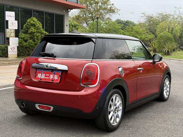 Mini Hatch 2014 thumb 5