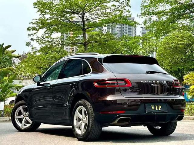 Porsche Macan 2014 thumb 10