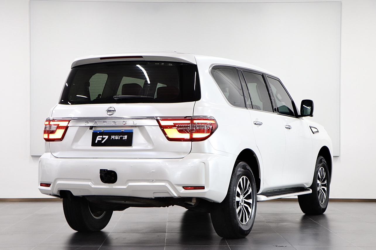 Nissan Patrol 2018 thumb 5