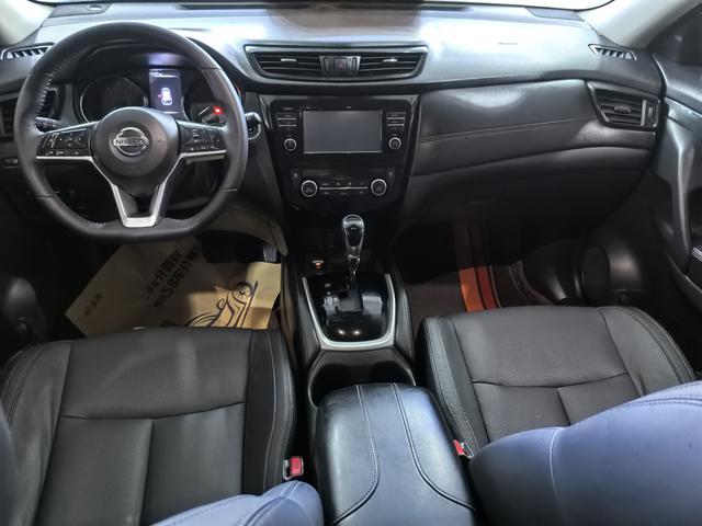 Nissan X-Trail 2017 thumb 6