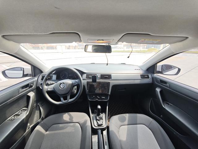 Volkswagen Santana 2019 thumb 5