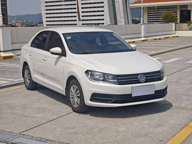 Volkswagen Santana 2019 thumb 10