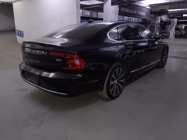 Volvo S90 2025 thumb 4