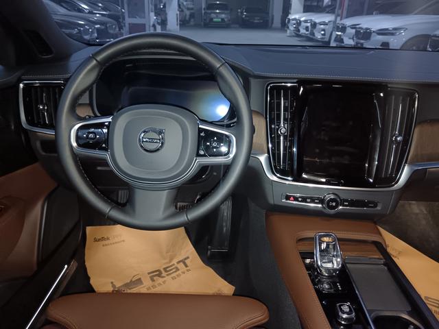 Volvo S90 2025 thumb 5