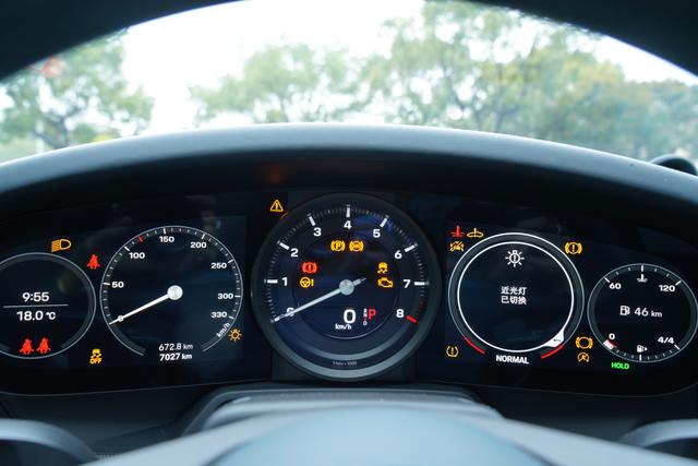 Porsche 911 2023 thumb 10