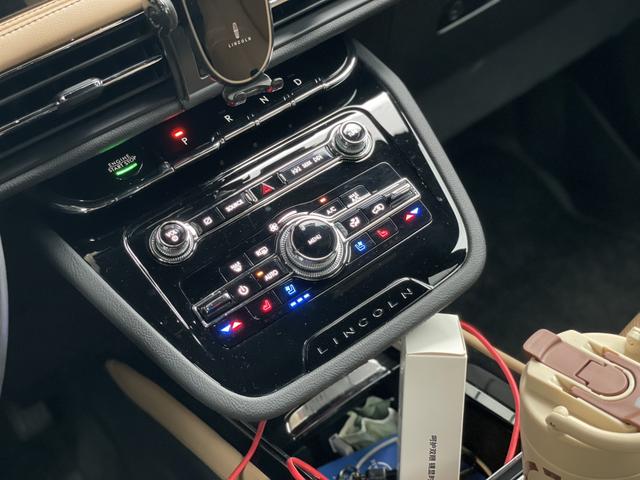 Lincoln Aviator 2022 thumb 6