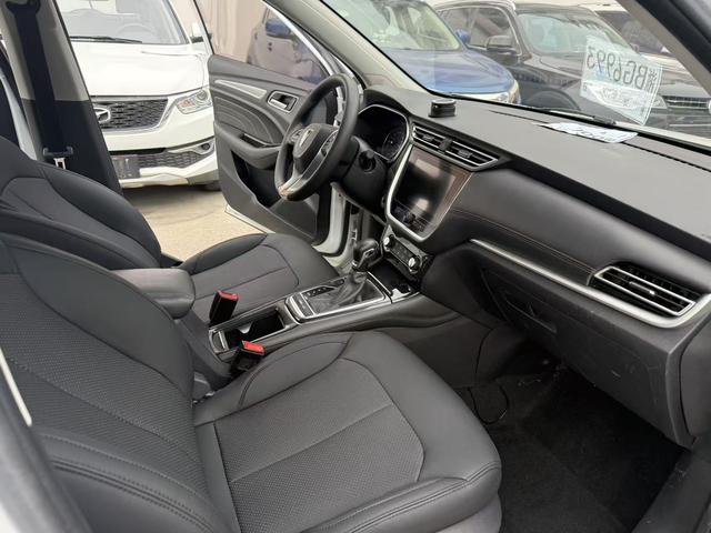 Roewe RX3 2020 thumb 6