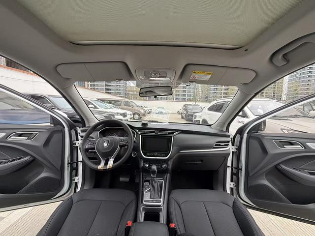 Roewe RX3 2020 thumb 7