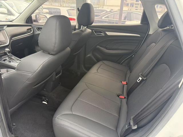 Roewe RX3 2020 thumb 9