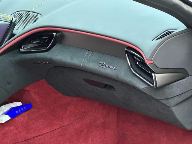 Ferrari Roma 2020 thumb 12