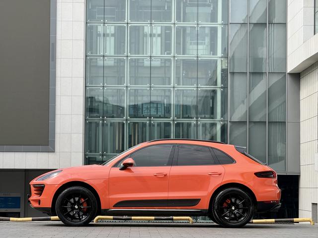 Porsche Macan 2014 thumb 2
