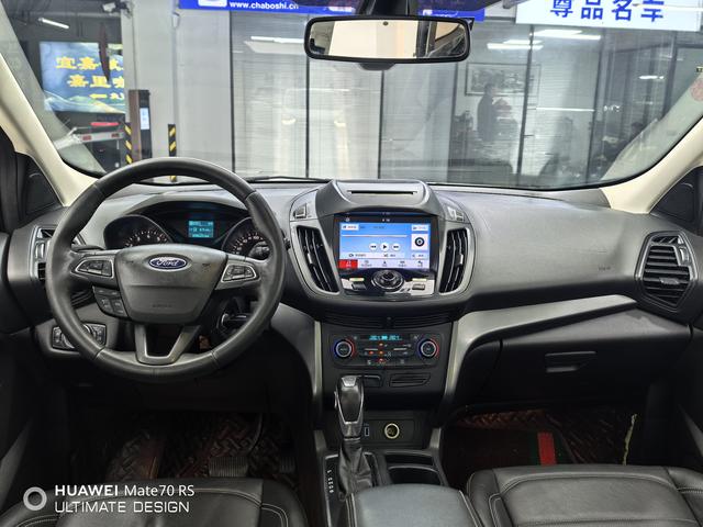 Ford Kuga 2017 thumb 4