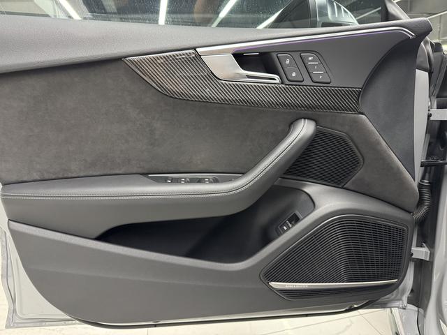 Audi RS 5 2019 thumb 2