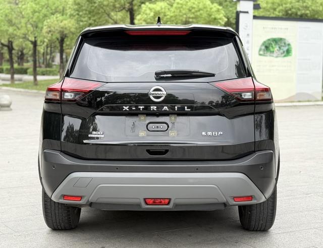 Nissan X-Trail 2021 thumb 4