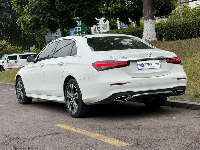Mercedes-Benz E-Class 2023 thumb 2