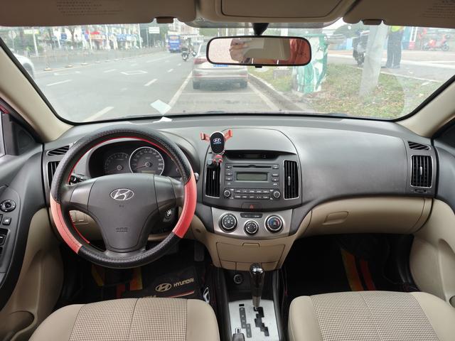Hyundai Elantra 2011 thumb 4