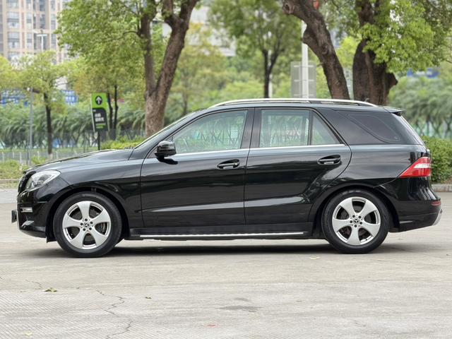 Mercedes-Benz M-Class 2014 thumb 2