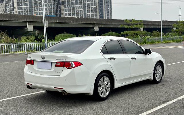 Honda Accord 2013 thumb 4