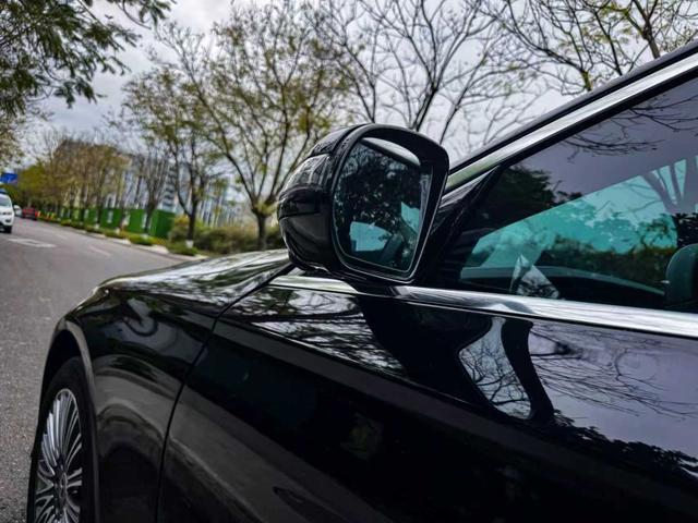 Mercedes-Benz E-Class 2022 thumb 6